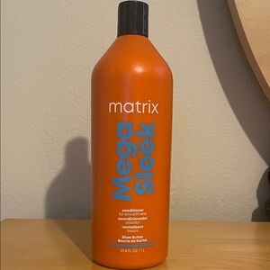 Matrix Mega Sleek Conditioner - Orange Bottle